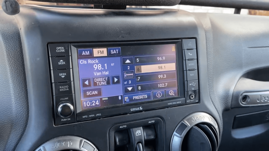 sirius radio in jeep