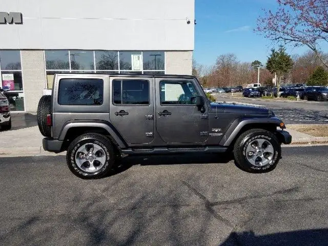 granite crystal metallic jeep Wrangler